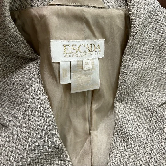 Escada Neutral Herringbone Blazer Cream Tan Margaretha Ley Vintage 36 2 button - Picture 3 of 15
